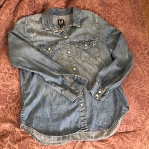 GAP denim snap front long sleeve